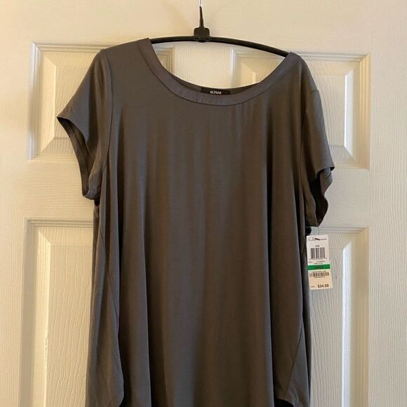 💼NWT Alfani Urban Olive Green Hi/lo top - Picture 7 of 11